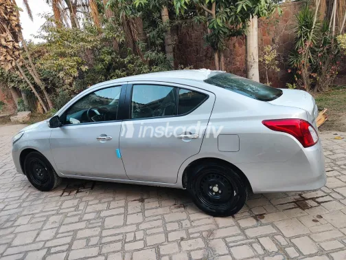 Nissan Sunny 2026 White Used for Sale - 2
