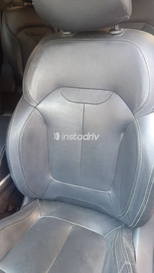 Renault Kadjar 2018 White Used for Sale - 7