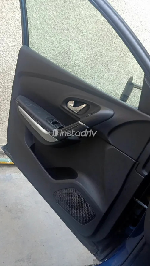 Renault Kadjar 2018 White Used for Sale - 9