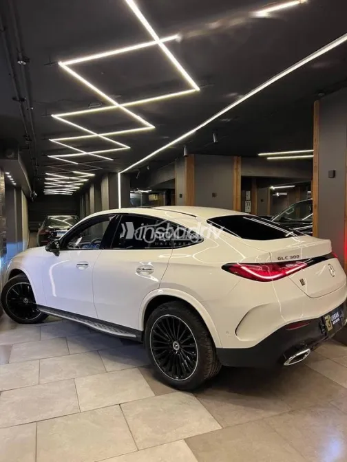 Mercedes GLC 300 2026 White Used for Sale - 2