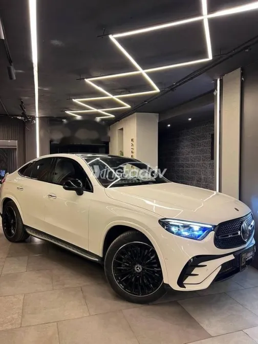 Mercedes GLC 300 2026 White Used for Sale - 3