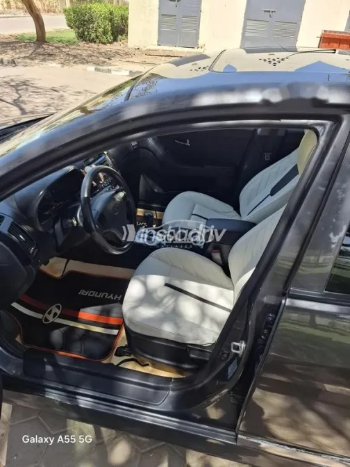 Hyundai Elantra HD 2019 White Used for Sale - 2