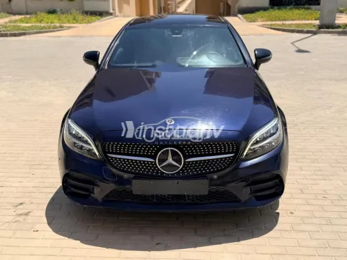 مرسيدس C 180 2019 أبيض مستعملة للبيع - 1