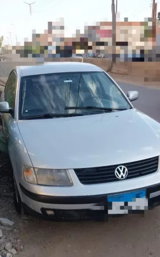 Volkswagen Passat 1999 Silver Used for Sale