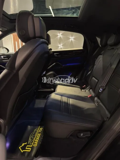 Porsche Cayenne S 2022 Black Used for Sale - 7