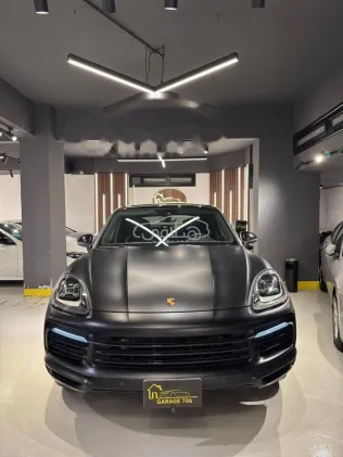 Porsche Cayenne S 2022 Black Used for Sale
