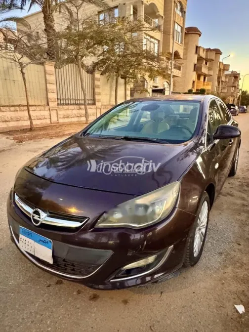 Opel Astra 2015 Dark Red Used for Sale - 2
