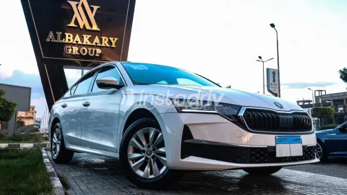 Skoda Octavia 2025 White Used for Sale - 3
