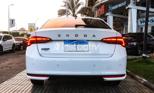 Skoda Octavia 2025 White Used for Sale - 6