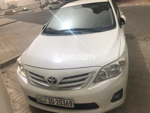 Toyota Corolla 2013 White Used for Sale - 8