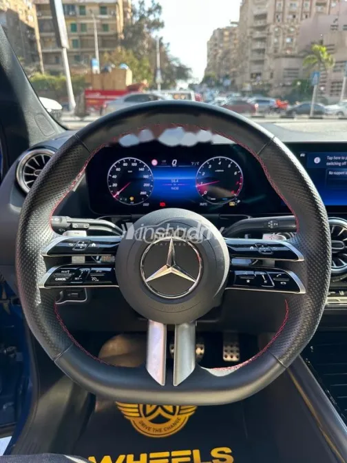 Mercedes GLA 200 2025 Dark Blue Used for Sale - 5