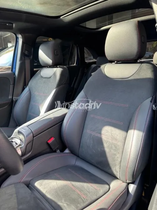 Mercedes GLA 200 2025 Dark Blue Used for Sale - 8