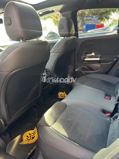 Mercedes GLA 200 2025 Dark Blue Used for Sale - 9
