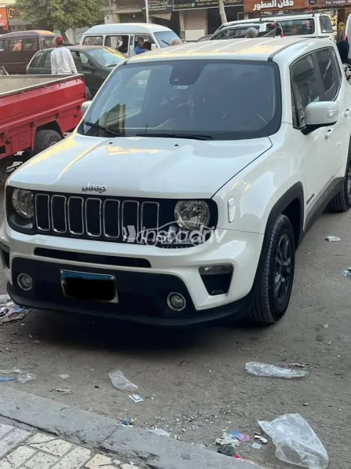 Jeep Renegade 2020 White Used for Sale - 2