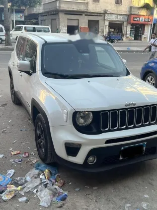 Jeep Renegade 2020 White Used for Sale