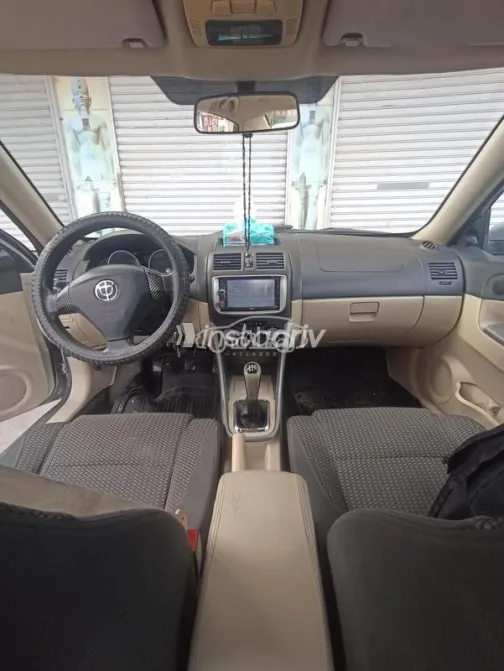 Brilliance FSV 2011 Silver Used for Sale - 4