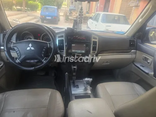 Mitsubishi Pajero 2017 White Used for Sale - 1