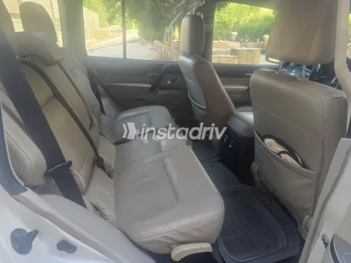 Mitsubishi Pajero 2017 White Used for Sale - 5
