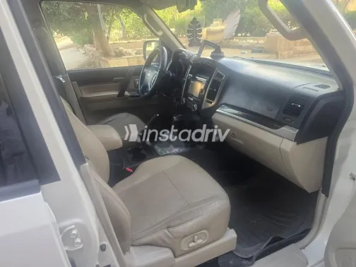 Mitsubishi Pajero 2017 White Used for Sale - 6