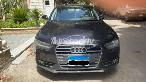 اودي A4 2014 أسود مستعملة للبيع - 1
