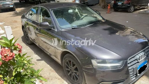 اودي A4 2014 أسود مستعملة للبيع - 3