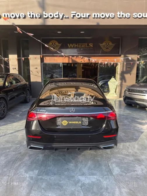 Mercedes E 200 2026 Black Used for Sale - 10