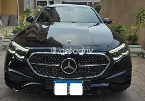 Mercedes E 200 2024 Black Used for Sale - 1