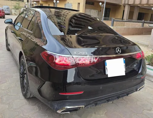 Mercedes E 200 2024 Black Used for Sale - 5
