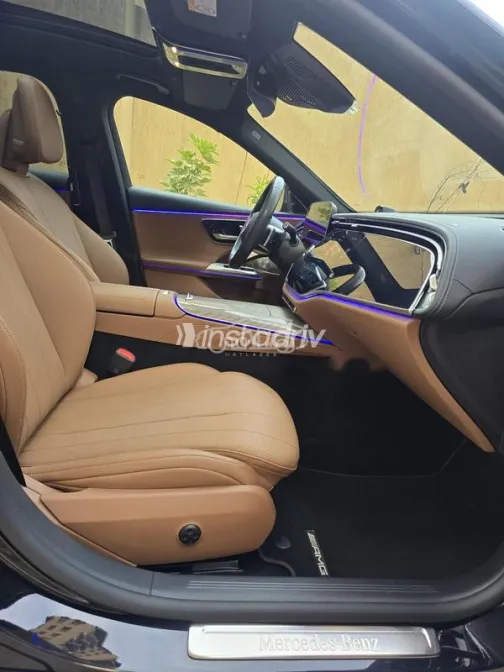 Mercedes E 200 2024 Black Used for Sale - 9