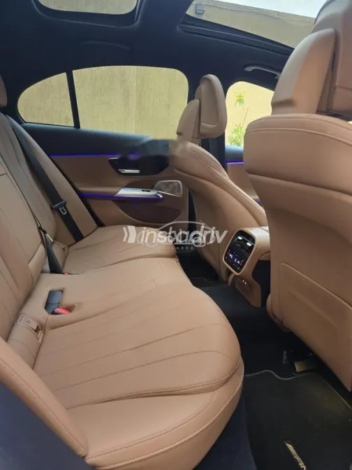 Mercedes E 200 2024 Black Used for Sale - 10