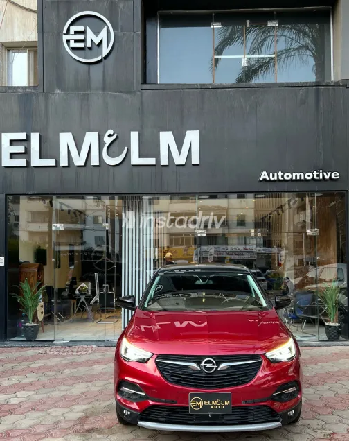 Opel Grandland 2019 White Used for Sale - 2