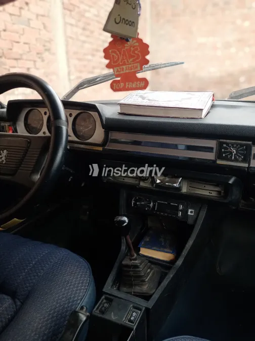 بيجو 504 1976 أبيض مستعملة للبيع - 8
