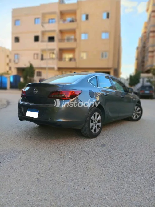 Opel Astra 2021 White Used for Sale - 3