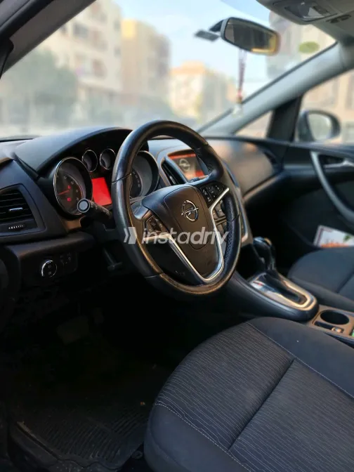 Opel Astra 2021 White Used for Sale - 4
