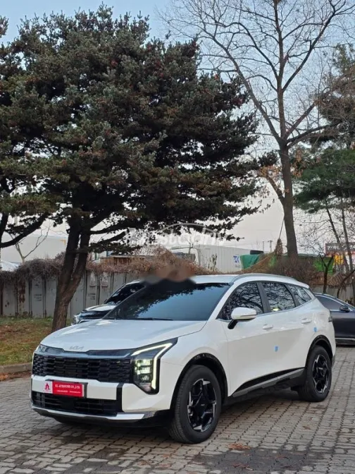 Kia Sportage 2025 White Used for Sale - 1
