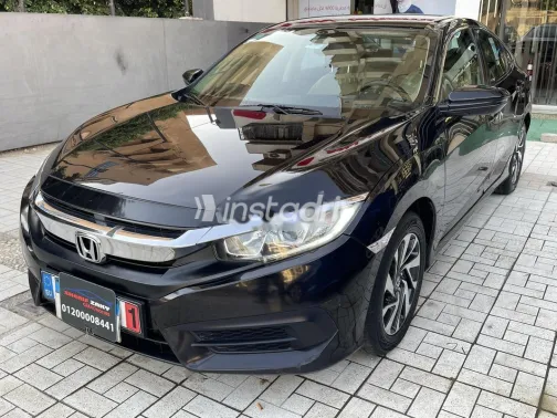 Honda Civic 2017 White Used for Sale - 3