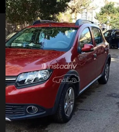 Renault Sandero Step Way 2017 White Used for Sale - 3