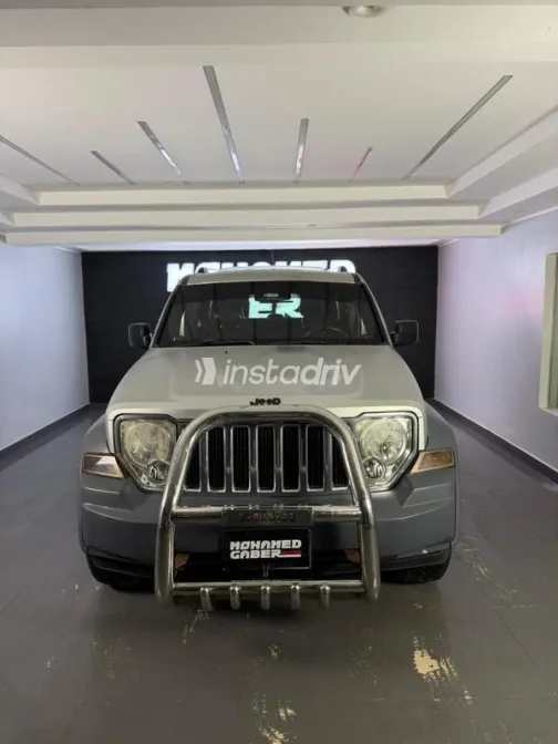 Jeep Cherokee 2011 Silver Used for Sale - 1