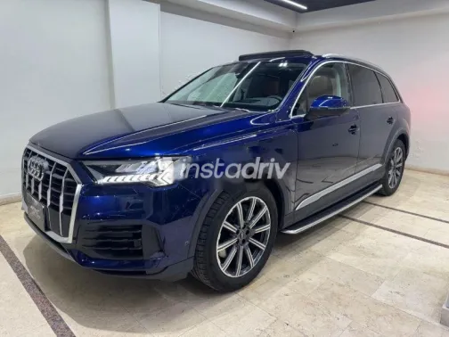 Audi Q7 2019 Dark Blue Used for Sale - 3