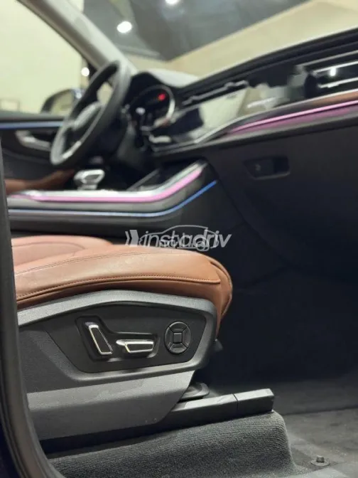 Audi Q7 2019 Dark Blue Used for Sale - 8