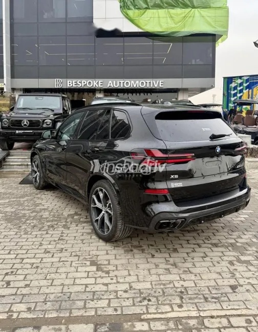 BMW X5 M 2024 Black Used for Sale - 9