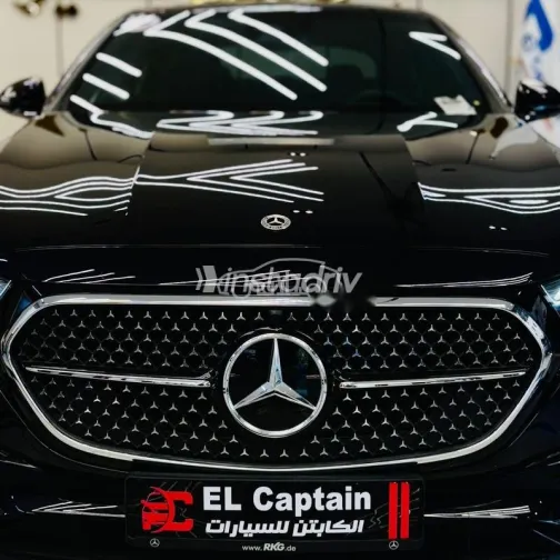 مرسيدس E 200 2024 أسود مستعملة للبيع - 5