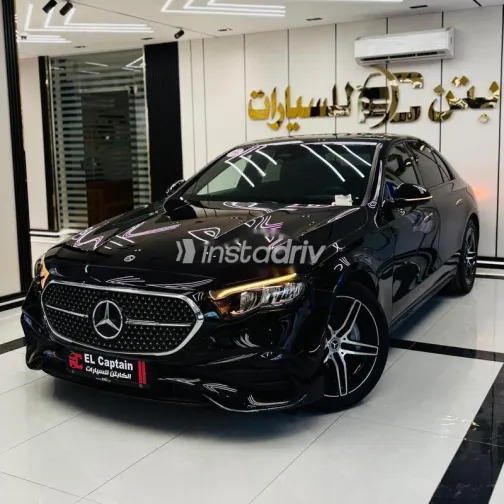 مرسيدس E 200 2024 أسود مستعملة للبيع - 10