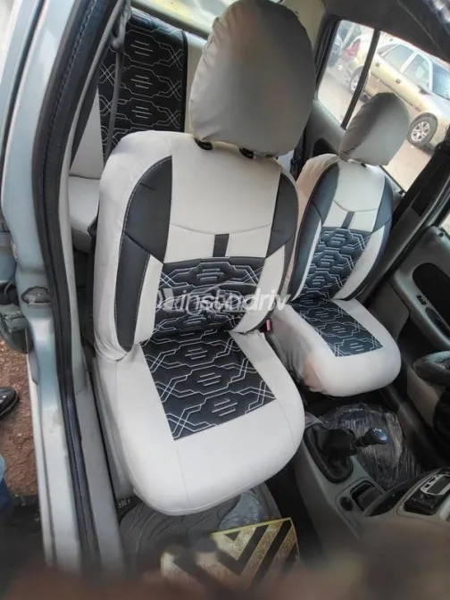 Renault Clio 2004 Silver Used for Sale - 6