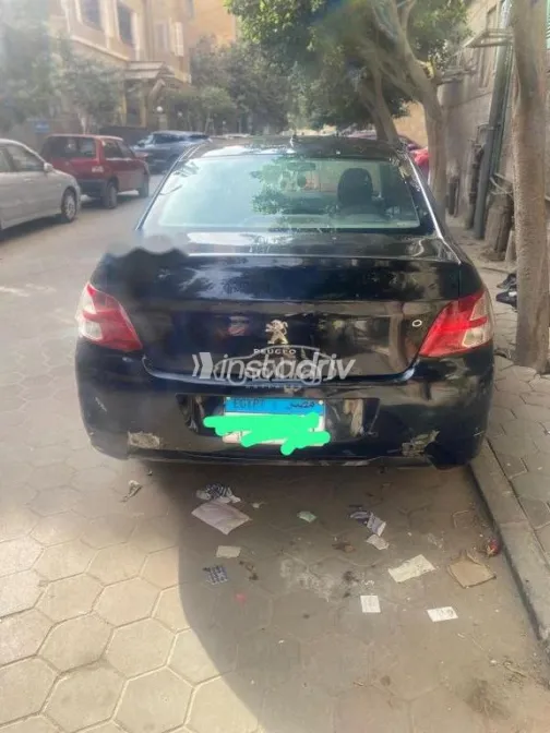 بيجو 307 2006 أحمر غامق مستعملة للبيع - 10