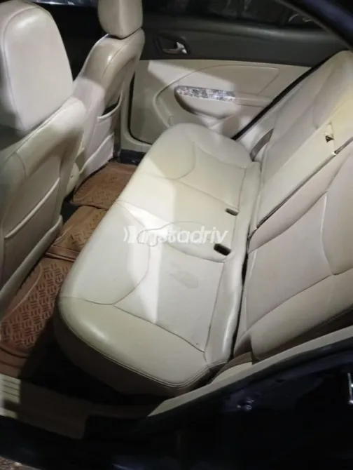 Chevrolet Optra 2017 White Used for Sale - 3