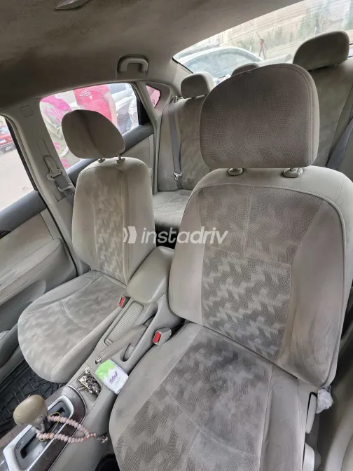 Nissan Sentra 2017 White Used for Sale - 6