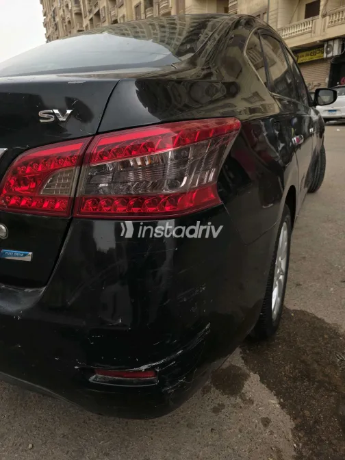 Nissan Sentra 2017 White Used for Sale - 9