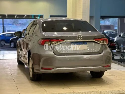Toyota Corolla 2019 Gray Used for Sale - 3
