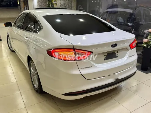 Ford Fusion 2016 White Used for Sale - 7